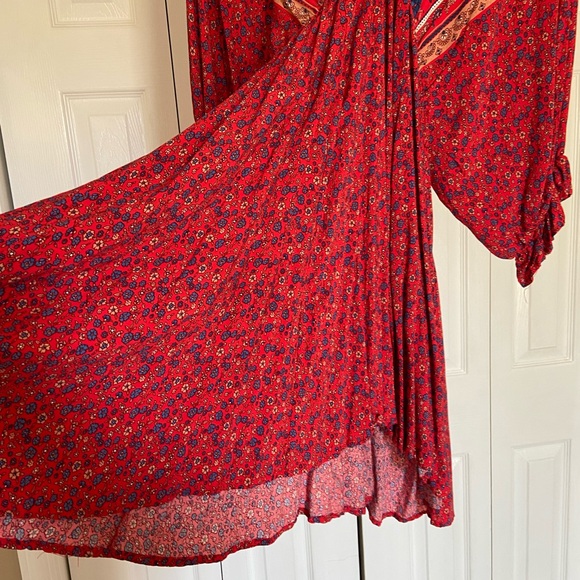 Umgee Red Bohemian V-Neck Dress with Blue and Orange Accents size 1X - Picture 8 of 9